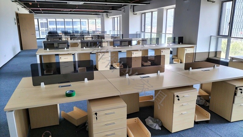 [办公家具定制案例]：南沙外运 -广州智兴家具